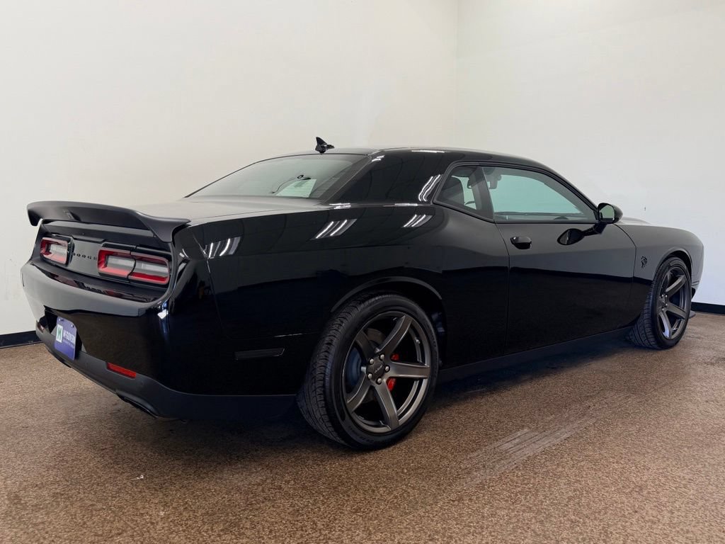 Used 2022 Dodge Challenger SRT Hellcat w/ Plus Package RWD image 6
