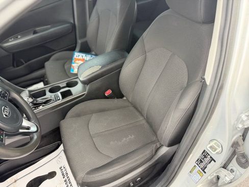 Used 2018 Kia Optima LX w/ Convenience Package FWD image 11