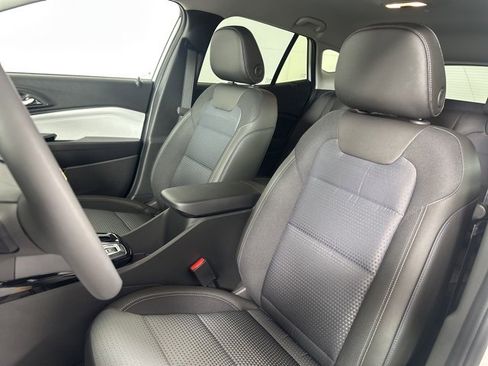 New 2026 Chevrolet Trax LT w/ Driver Confidence Package image 23