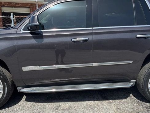 Used 2015 Cadillac Escalade Platinum AWD/4WD image 4