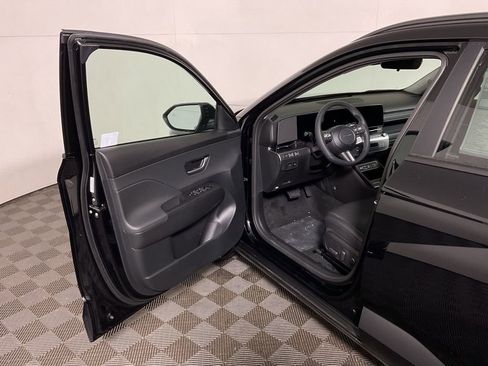 New 2026 Hyundai Kona SEL Premium image 18