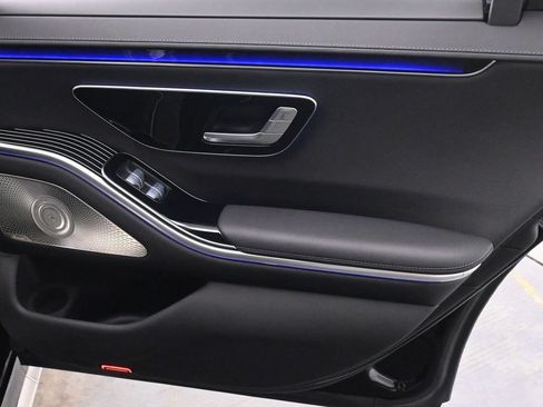 Used 2023 Mercedes-Benz S 500 4MATIC w/ AMG Line image 22