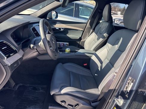 Used 2023 Volvo XC90 B6 Ultimate image 25