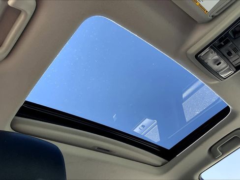 Used 2016 Toyota 4Runner Limited image 13