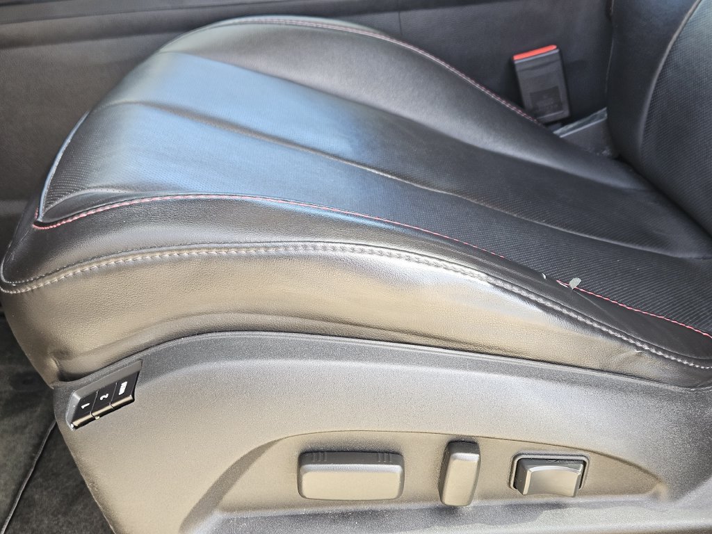 Used 2012 Chevrolet Equinox LTZ FWD image 22
