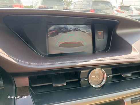 Used 2018 Lexus ES 350 w/ Premier Package FWD image 33