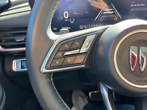 Used 2025 Buick Envision Sport Touring image 28