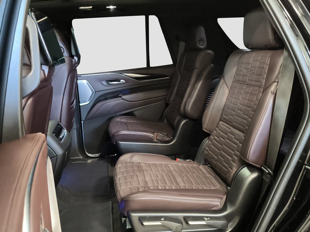 Used 2022 Cadillac Escalade Sport Platinum AWD/4WD image 8