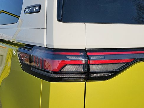 New 2025 Volkswagen ID. Buzz 1st Edition image 35