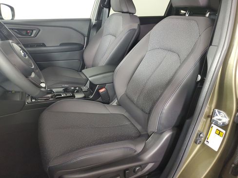 Used 2026 Subaru Forester Premium image 12