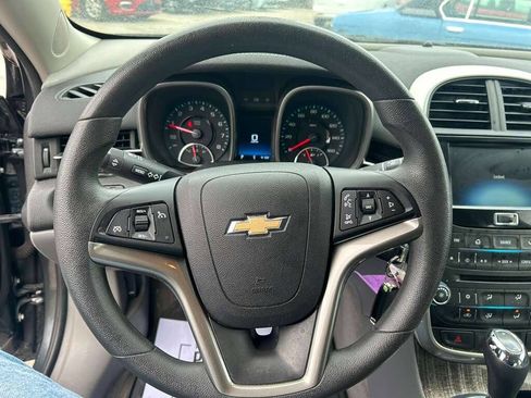 Used 2016 Chevrolet Malibu LT w/ Power Convenience Package image 12