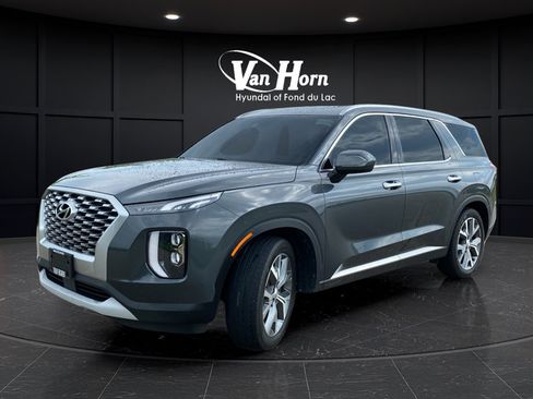 Used 2021 Hyundai Palisade SEL w/ Premium Package FWD image 3