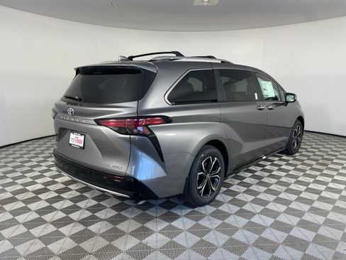 New 2026 Toyota Sienna Platinum AWD/4WD image 13