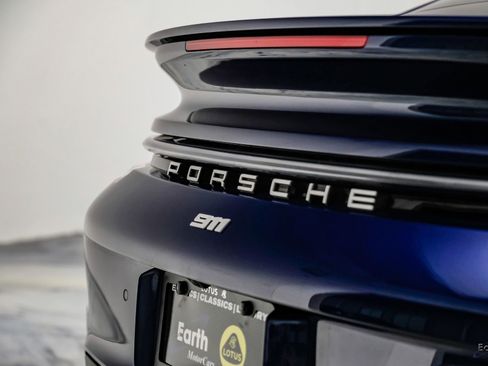 Used 2021 Porsche 911 Turbo image 19