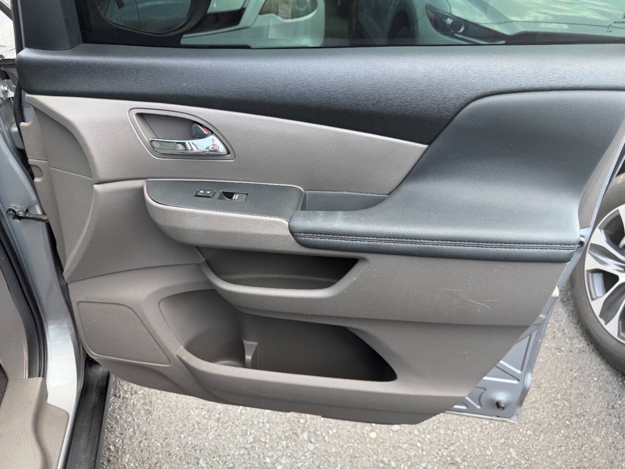 Used 2016 Honda Odyssey EX-L image 41