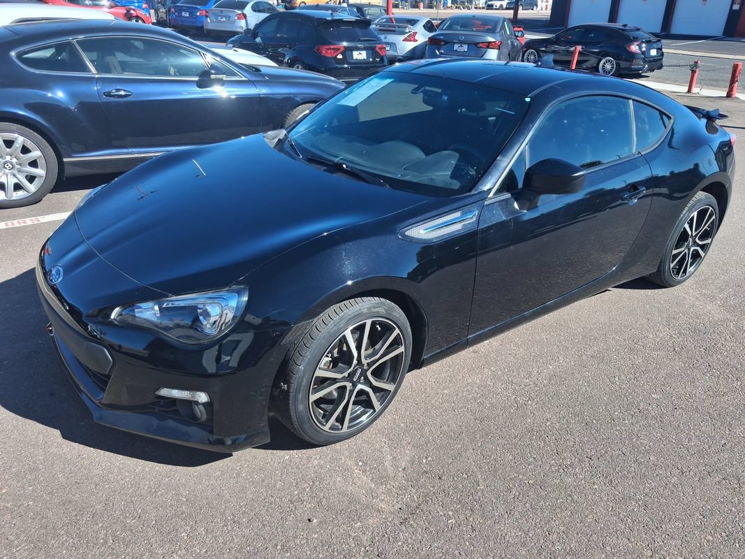 Used 2015 Subaru BRZ Limited w/ Popular Package #1B RWD image 3