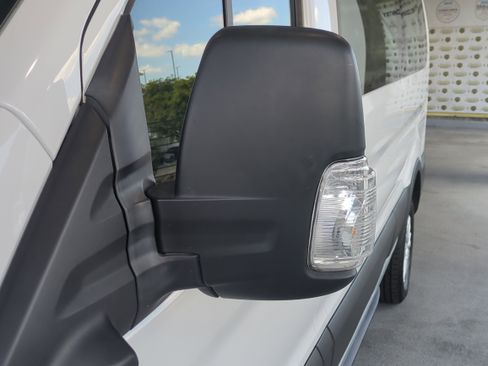 Used 2023 Ford Transit 350 XLT image 12