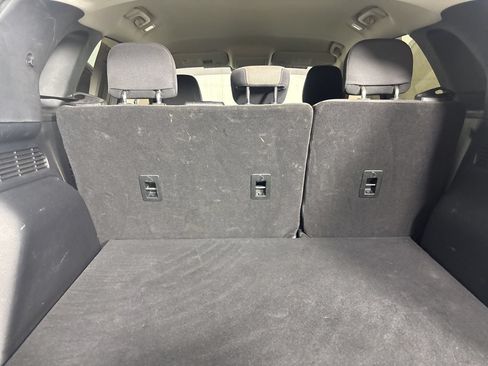 Used 2022 Ford Escape SE w/ SE Sport Appearance Package FWD image 24