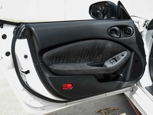 Used 2020 Nissan 370Z NISMO RWD image 44