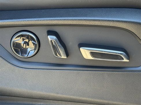 Used 2024 Acura MDX A-Spec image 18