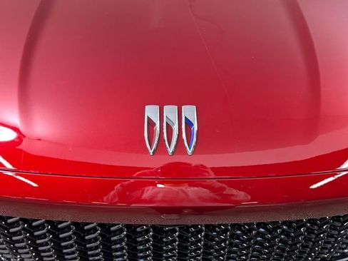 Used 2025 Buick Enclave Sport Touring w/ Power Package image 10