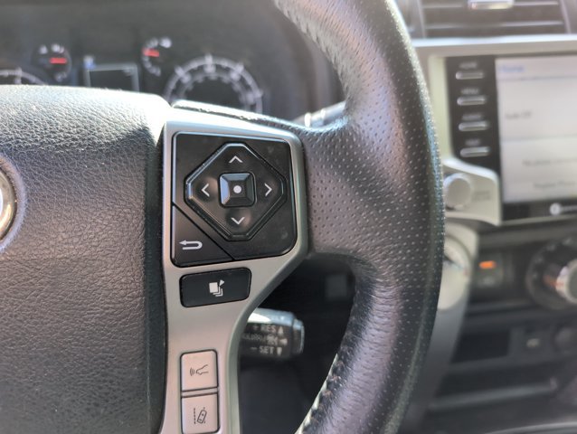 Used 2020 Toyota 4Runner SR5 Premium w/ Moonroof Package RWD image 13