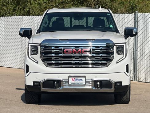 Used 2023 GMC Sierra 1500 Denali image 6