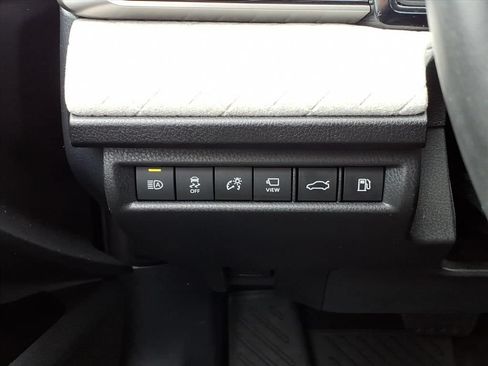 Certified 2025 Toyota Camry XLE w/ Premium Plus Package FWD image 17