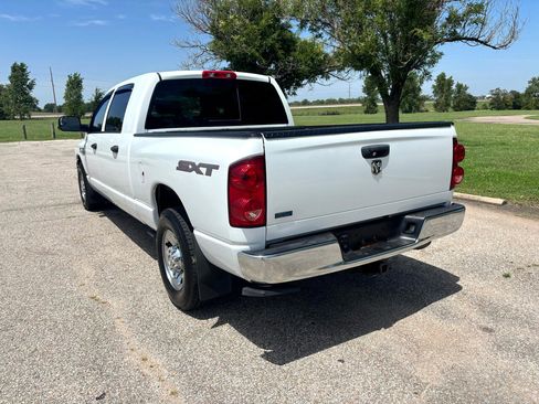 Used 2008 Dodge Ram 2500 Truck SXT image 7