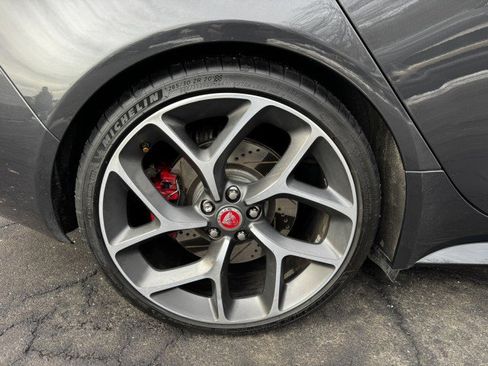 Used 2018 Jaguar XE S image 39