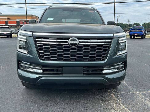 New 2025 Nissan Armada Platinum Reserve image 2