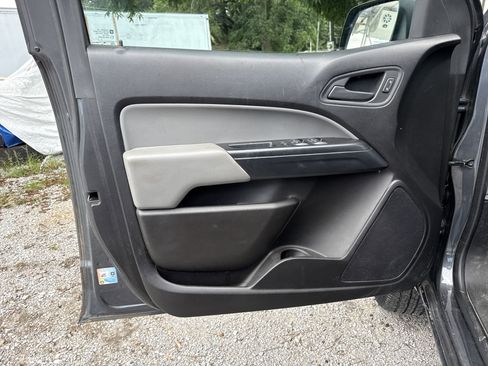 Used 2017 GMC Canyon 2WD Crew Cab w/ Convenience Package image 27