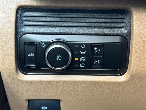 New 2025 Ford F250 XLT image 24