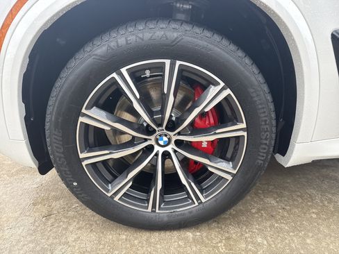 New 2026 BMW X5 sDrive40i image 29