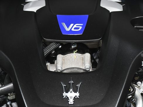 Used 2022 Maserati Levante Modena image 67