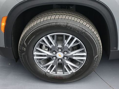 New 2026 Chevrolet Traverse LT w/ Driver Confidence Package image 22