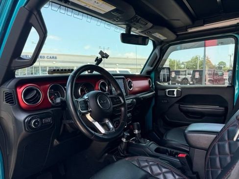 Used 2020 Jeep Wrangler Unlimited Rubicon AWD/4WD image 6