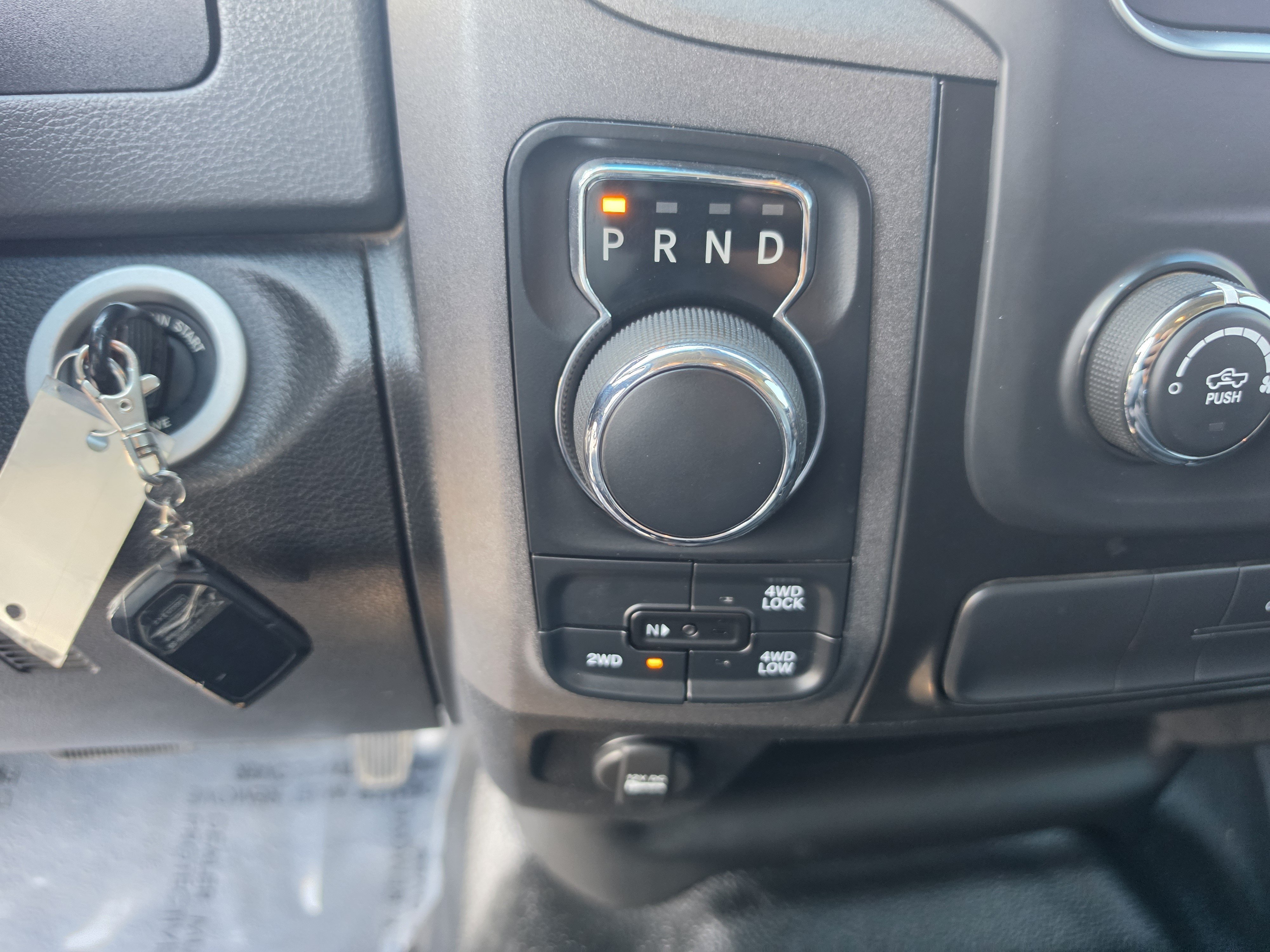 Used 2020 RAM 1500 Tradesman w/ Chrome Appearance Group AWD/4WD image 17