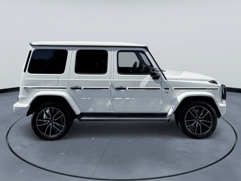 Used 2021 Mercedes-Benz G 550 image 4