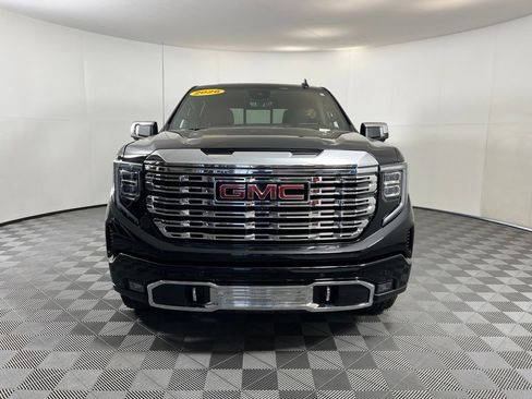 Used 2026 GMC Sierra 1500 Denali w/ Technology Package AWD/4WD image 7