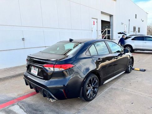 Used 2024 Toyota Corolla SE image 4