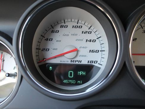 Used 2008 Dodge Challenger SRT8 image 22