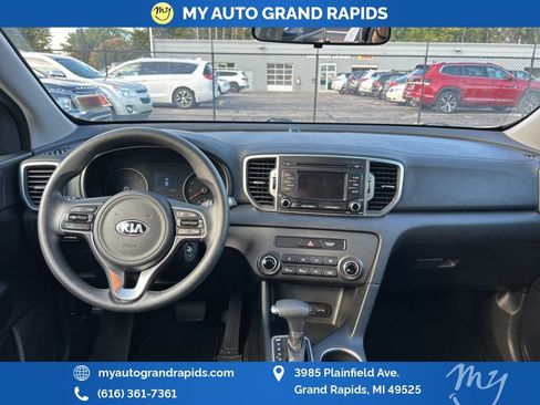 Used 2019 Kia Sportage LX image 13