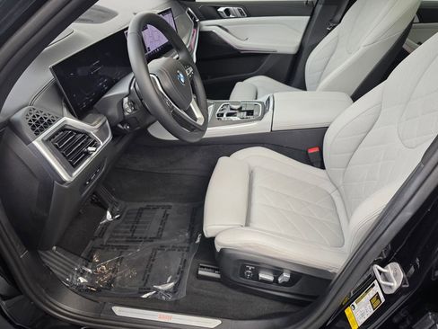 Used 2024 BMW X5 sDrive40i w/ Parking Assistance Package RWD image 9