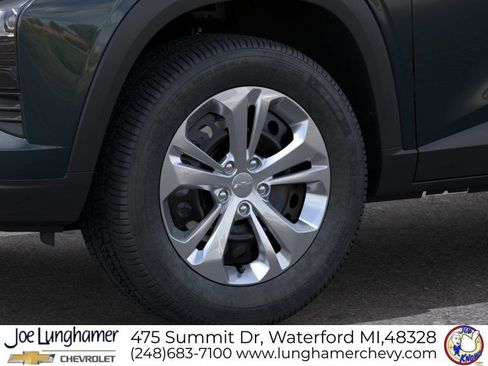 New 2026 Chevrolet Trax LS FWD image 9