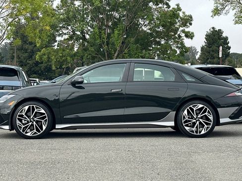 Used 2023 Hyundai Ioniq 6 SEL RWD image 7