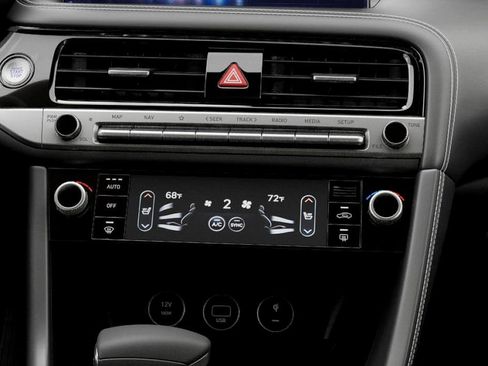 New 2026 Genesis G70 2.5T image 15