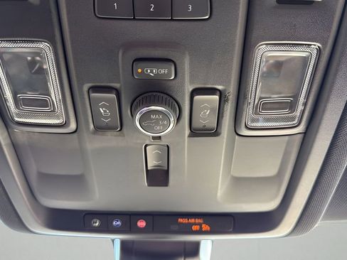 Used 2022 Chevrolet Tahoe Premier image 39