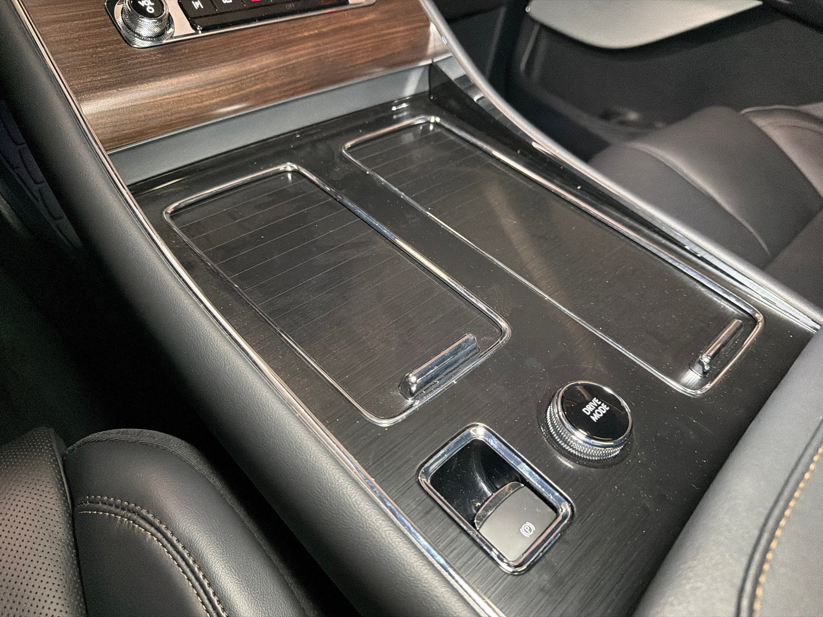 New 2027 Lincoln Aviator Reserve AWD/4WD image 30