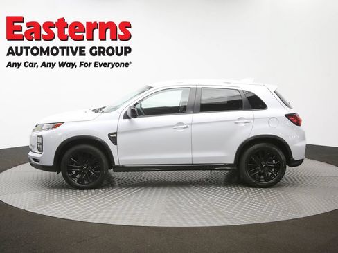 Used 2023 Mitsubishi Outlander Sport LE AWD/4WD image 60
